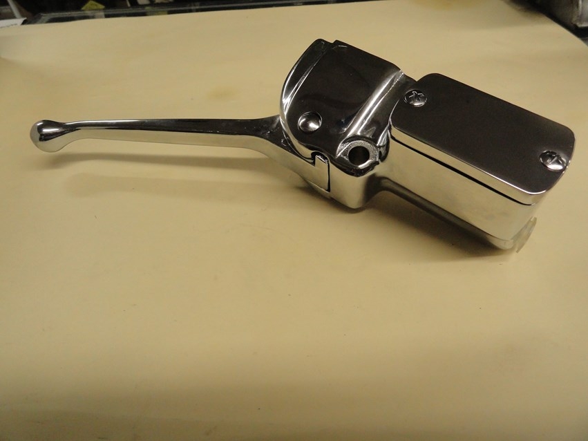 CHROME MASTER CYLINDER