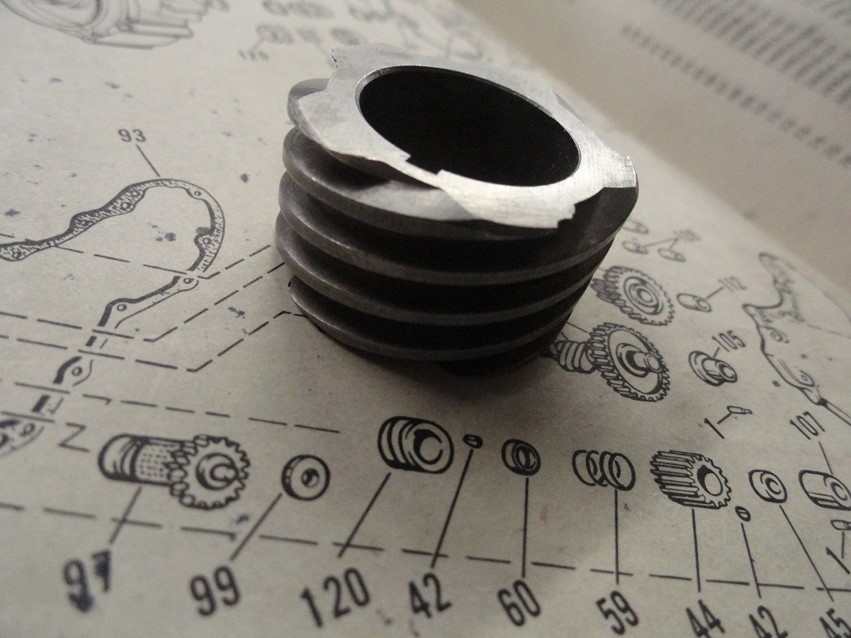 OIL PUMP DRIVE GEAR