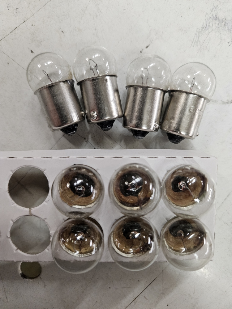 DASH BULBS