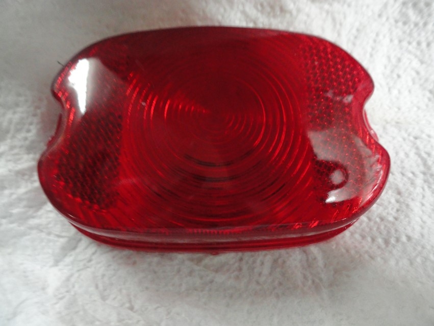 TAIL LIGHT LENS