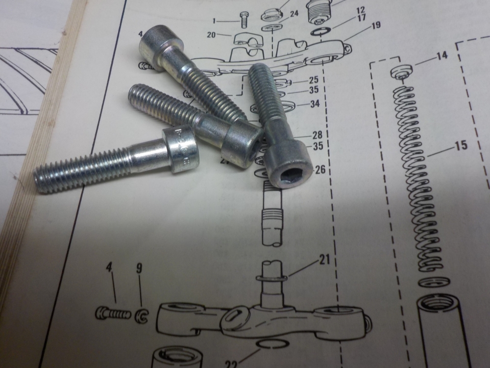 AERMACCHI 175 250 "NEW OLD STOCK" (20) BOLTS FOR HANDLE BAR CLAMPS #2838P