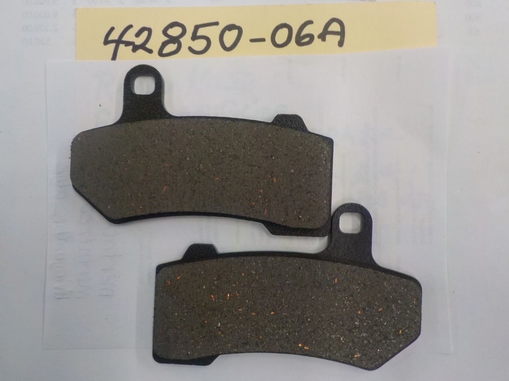 ROAD KING ELECTRA GLIDE "NEW REPO" FRONT & REAR BRAKE PADS #42850-06A