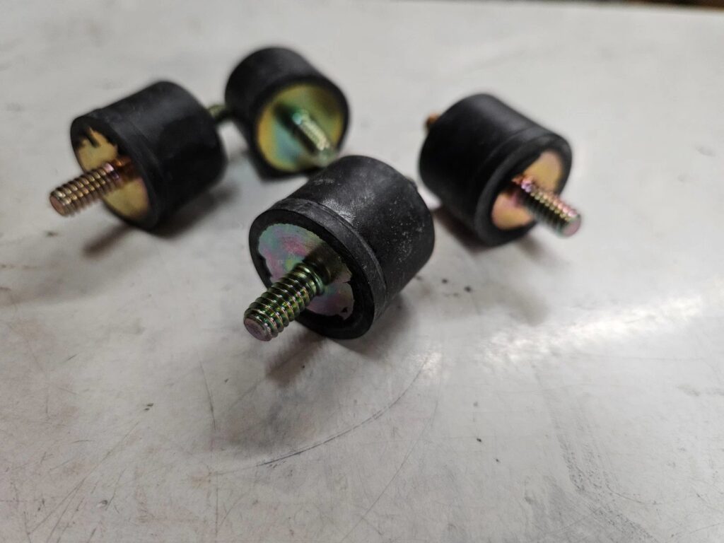 Shovel Head Rubber Mounts for oil tanks and Battery Box, You get 4, 62563-65 | eBay